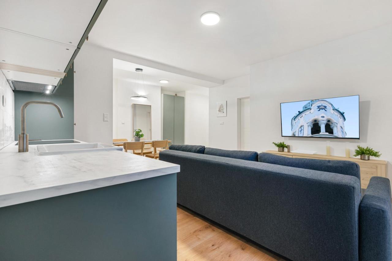 Bratislava Touch 2 Bedroom Apt מראה חיצוני תמונה
