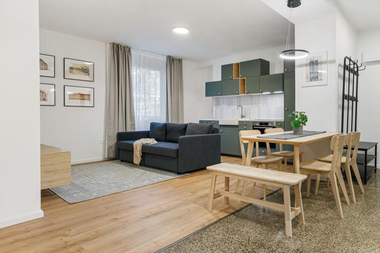 Bratislava Touch 2 Bedroom Apt מראה חיצוני תמונה