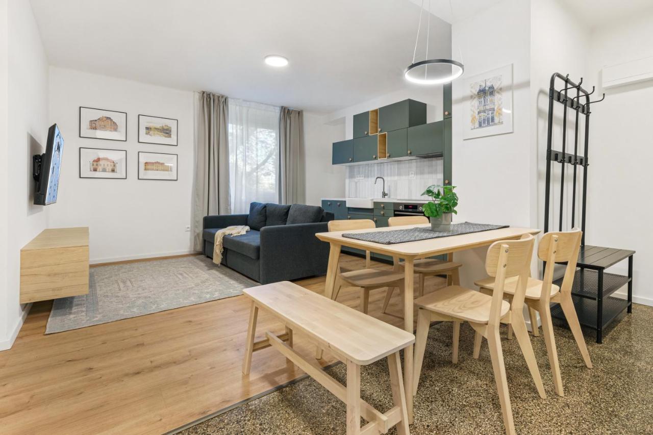 Bratislava Touch 2 Bedroom Apt מראה חיצוני תמונה