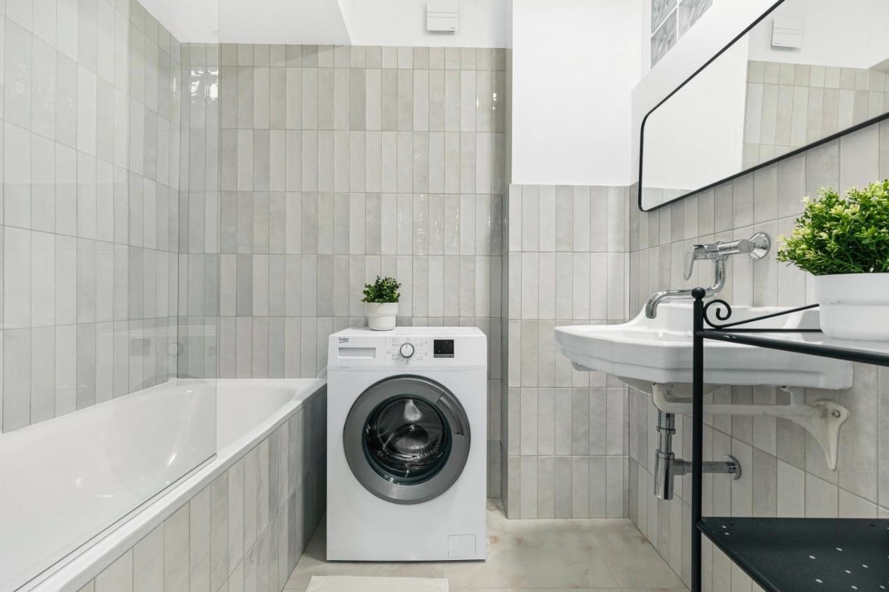 Bratislava Touch 2 Bedroom Apt מראה חיצוני תמונה